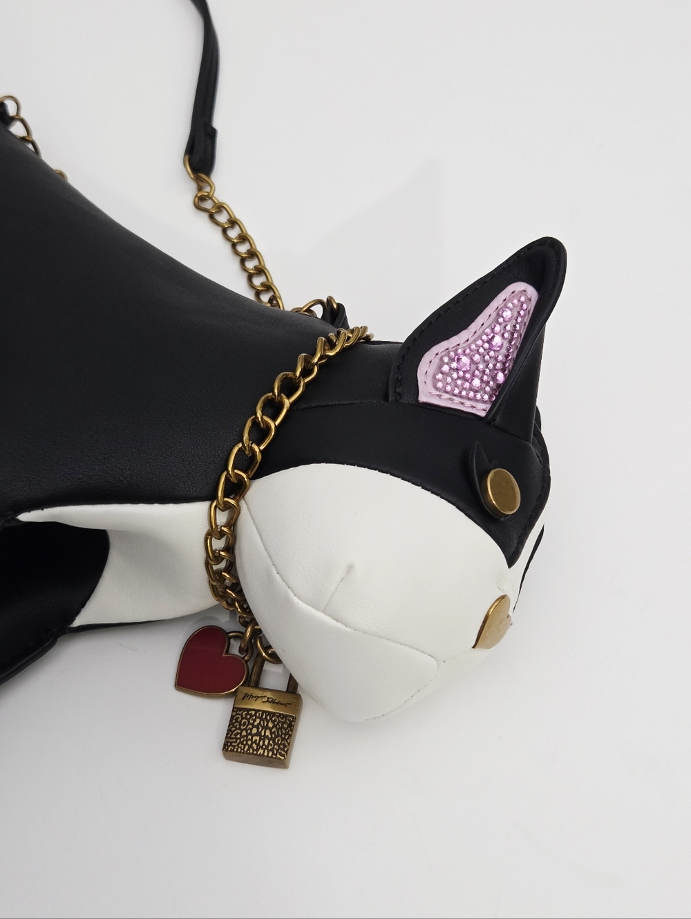BETSEY JOHNSON KITSCH FRENCHY DOG CROSSBODY BAG WITH REMOVABLE CHARM BRACELET - Picture 6 of 9
